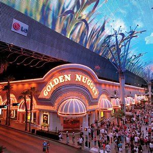 THE 10 CLOSEST Hotels to Golden Nugget Las Vegas .